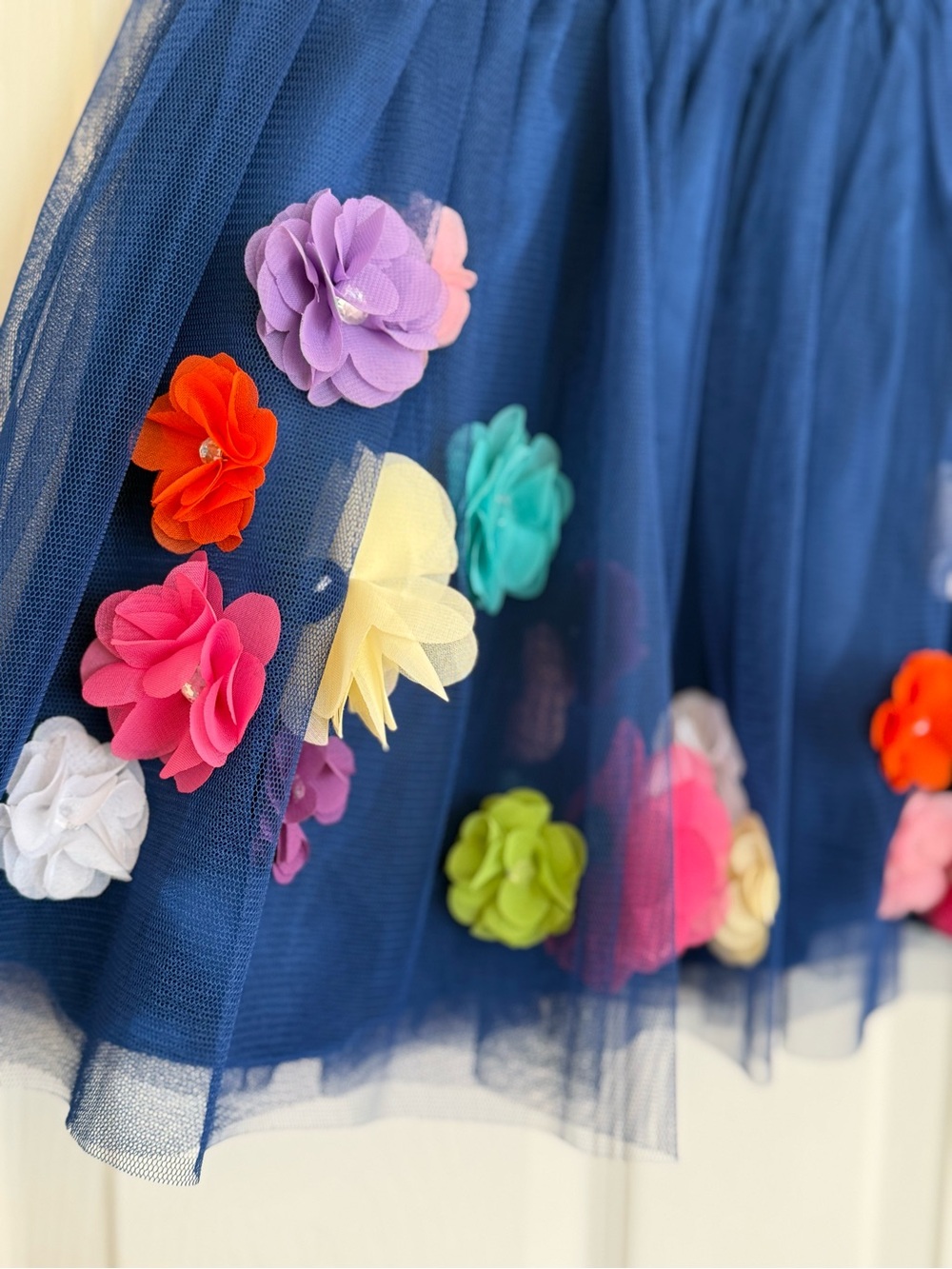 Girls The Children’s Place Navy Tulle Skirt w/ 3D Floral Appliqué Size 10 - Picture 6 of 9